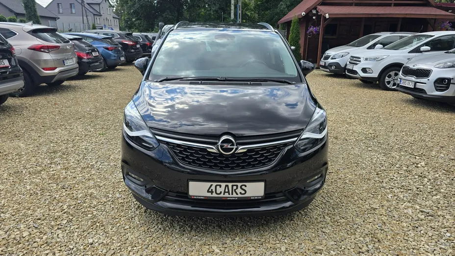 OPEL Zafira -