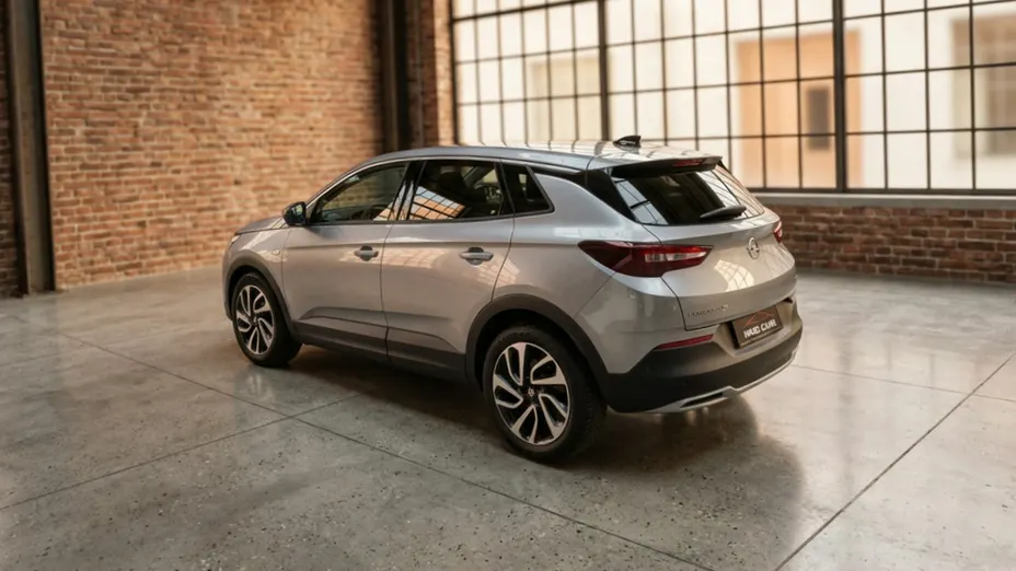 OPEL Grandland X -