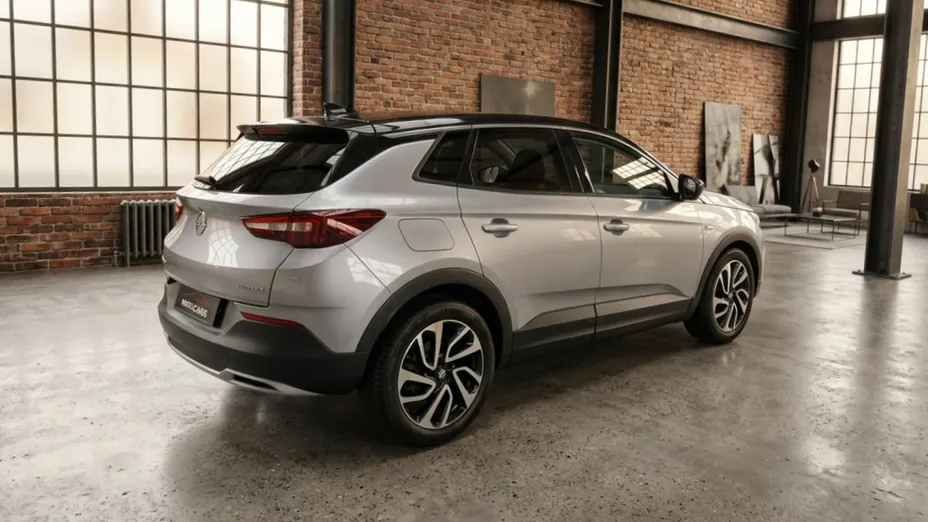 OPEL Grandland X -