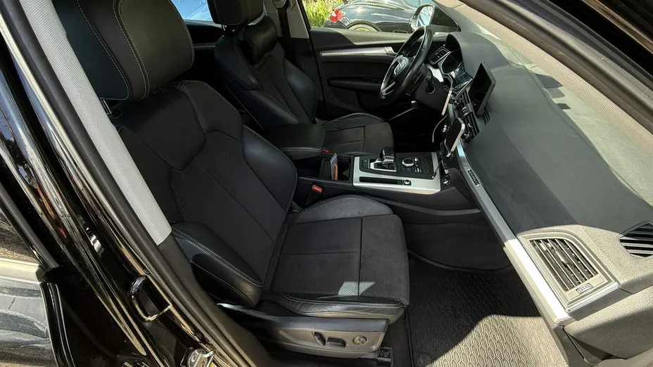 AUDI Q5 -