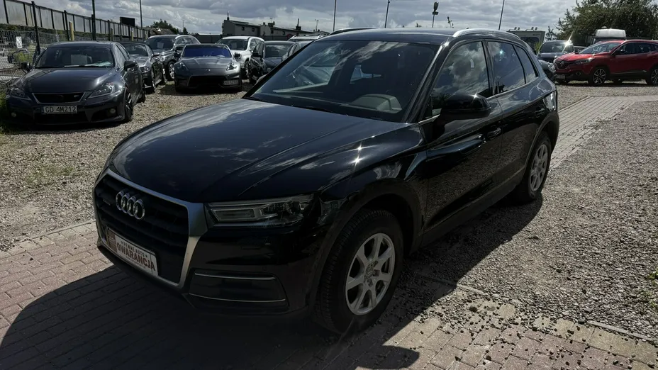 AUDI Q5 -