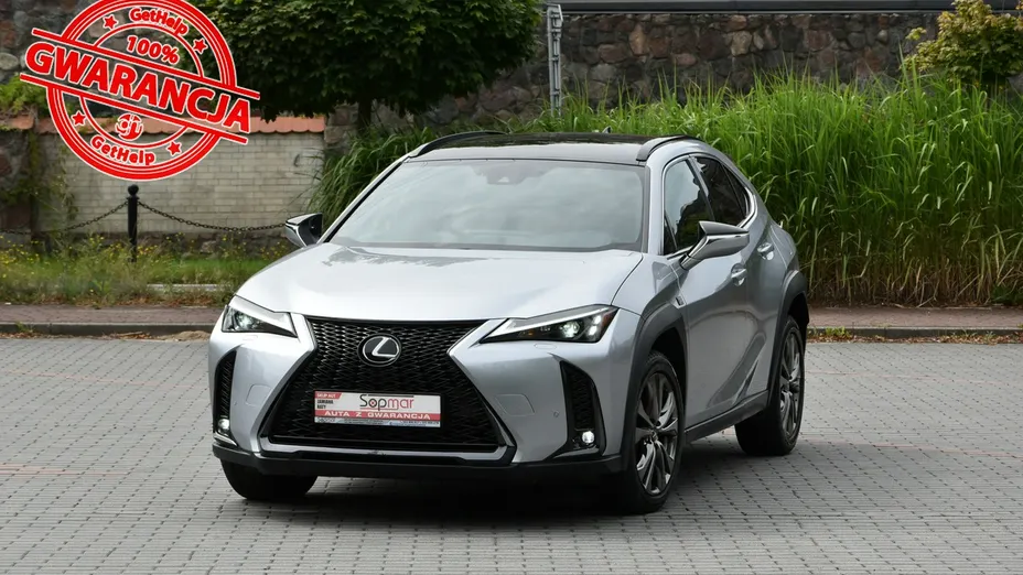 LEXUS UX -