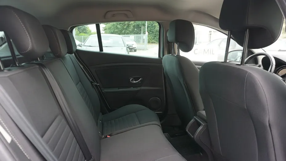 RENAULT Megane -