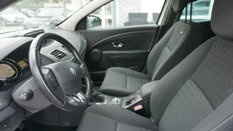 RENAULT Megane -