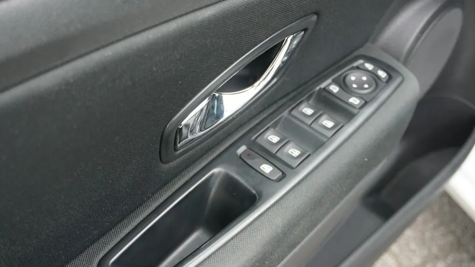 RENAULT Megane -