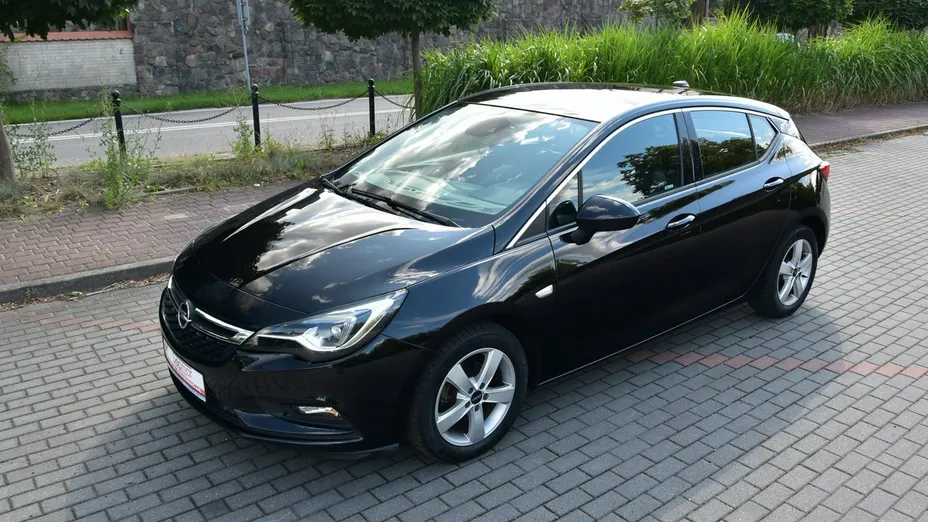 OPEL Astra -