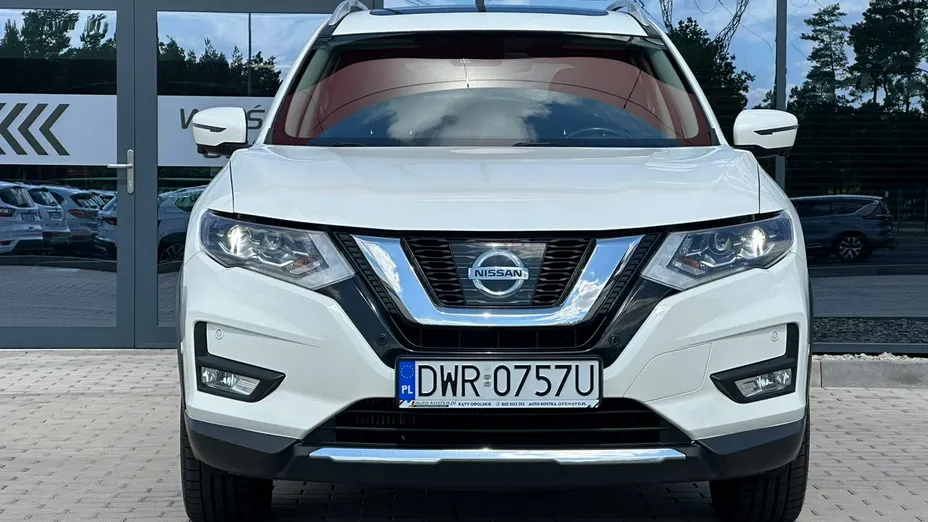 NISSAN X-Trail -