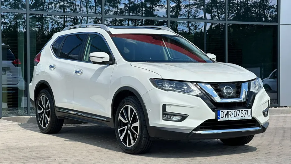 NISSAN X-Trail -