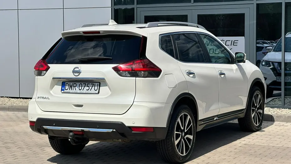 NISSAN X-Trail -