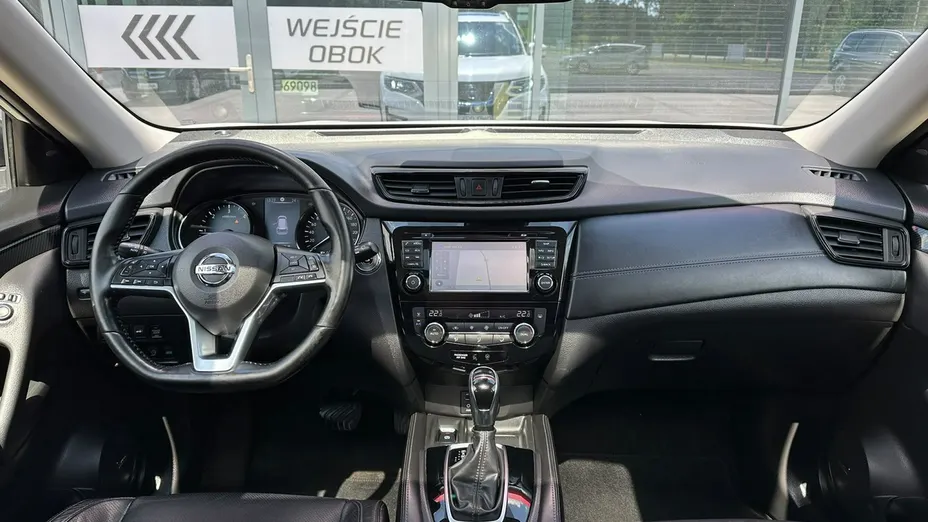 NISSAN X-Trail -