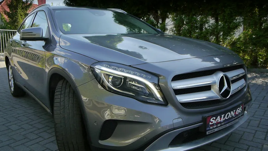 MERCEDES-BENZ GLA -