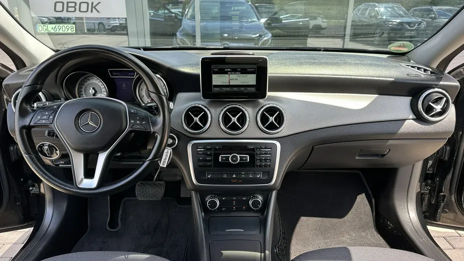 MERCEDES-BENZ GLA -