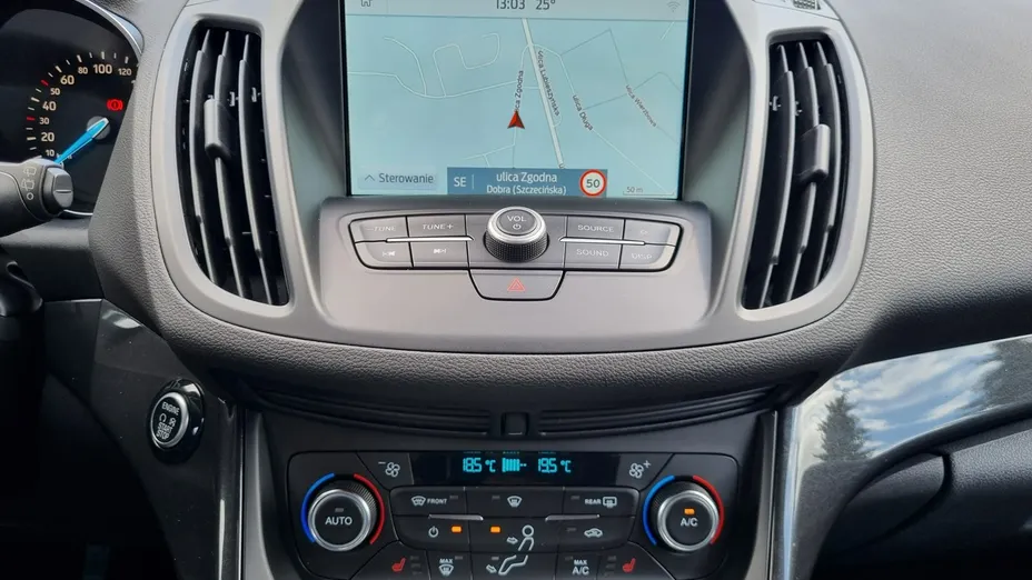 FORD Kuga -