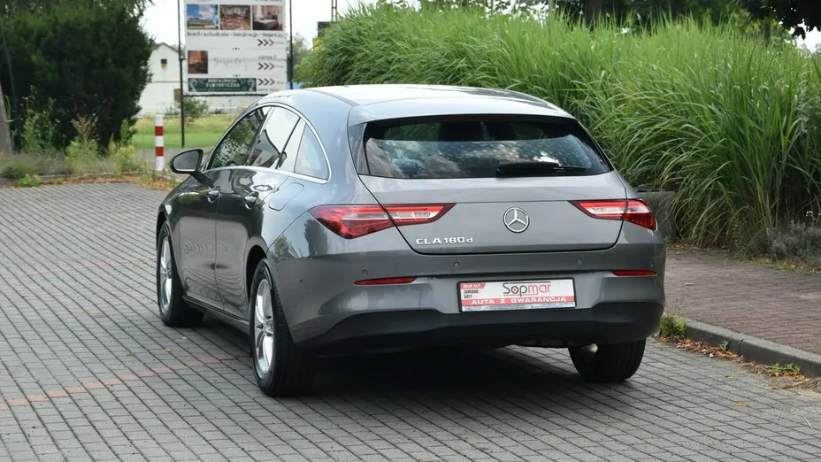 MERCEDES-BENZ CLA -