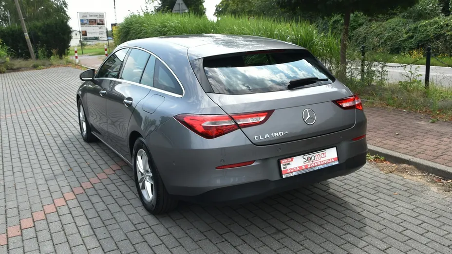MERCEDES-BENZ CLA -