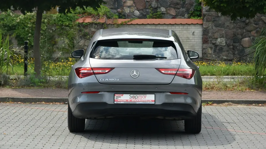 MERCEDES-BENZ CLA -