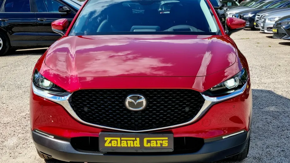 MAZDA CX-30 -