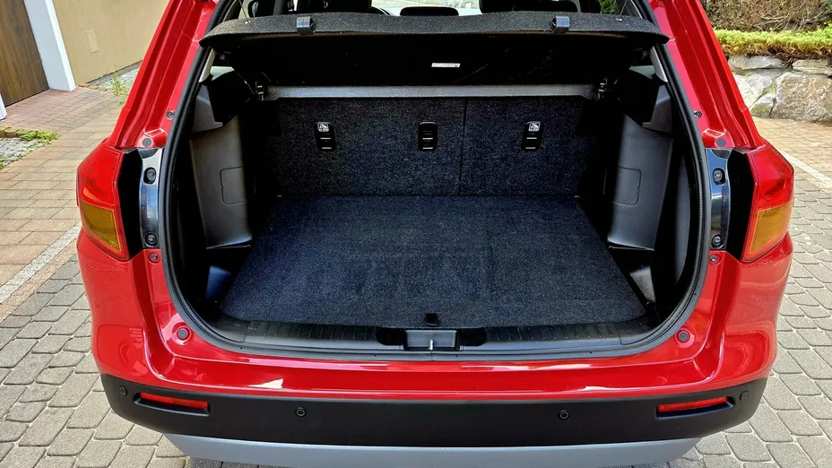 SUZUKI Vitara -
