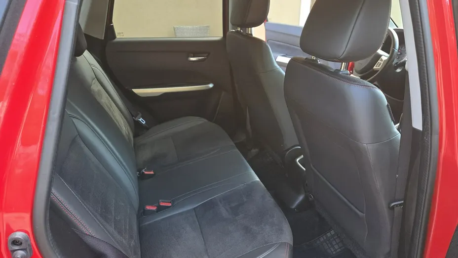 SUZUKI Vitara -
