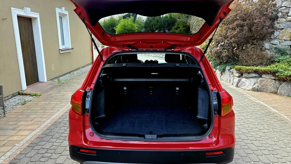 SUZUKI Vitara -