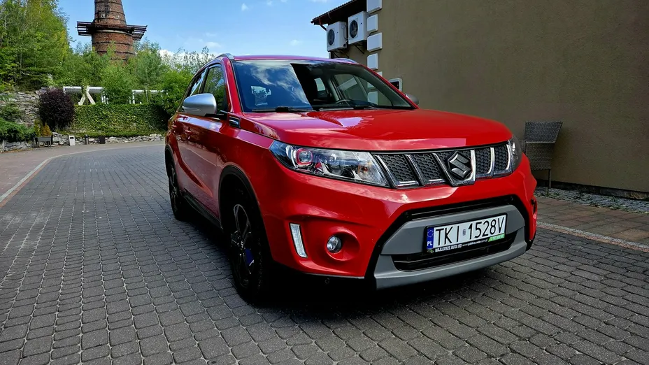 SUZUKI Vitara -