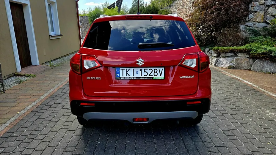 SUZUKI Vitara -