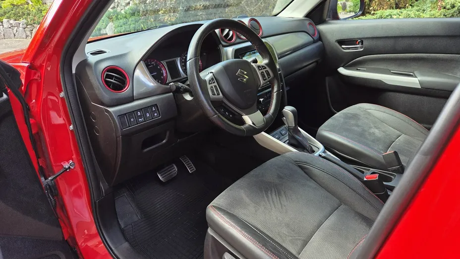 SUZUKI Vitara -