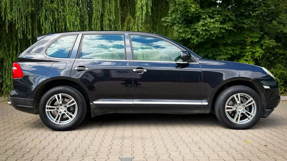 PORSCHE Cayenne -