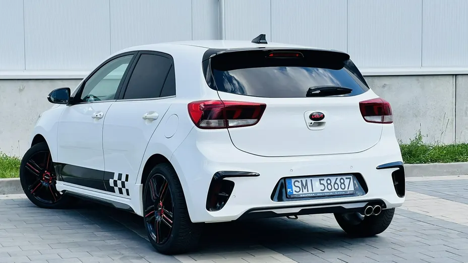 KIA Rio -