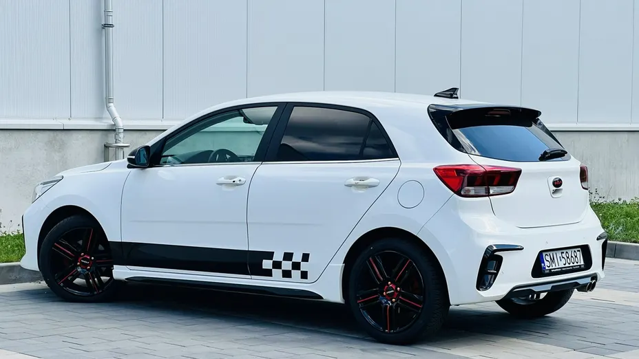 KIA Rio -