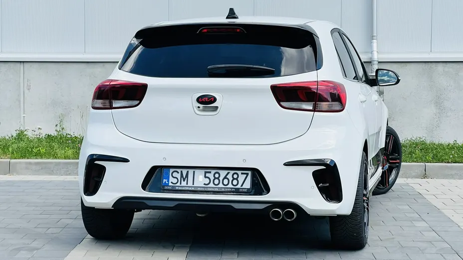 KIA Rio -