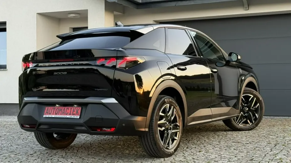 PEUGEOT 3008 -