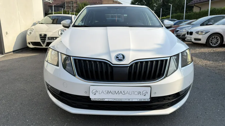 SKODA Octavia -