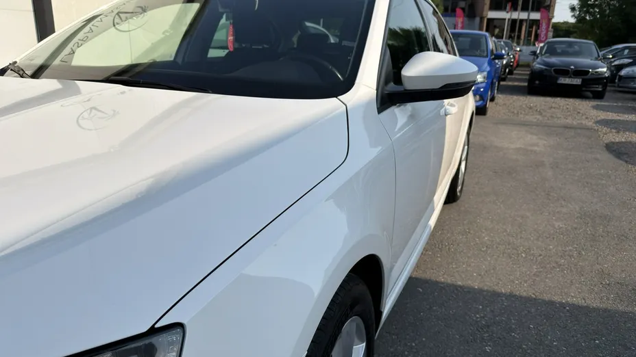 SKODA Octavia -
