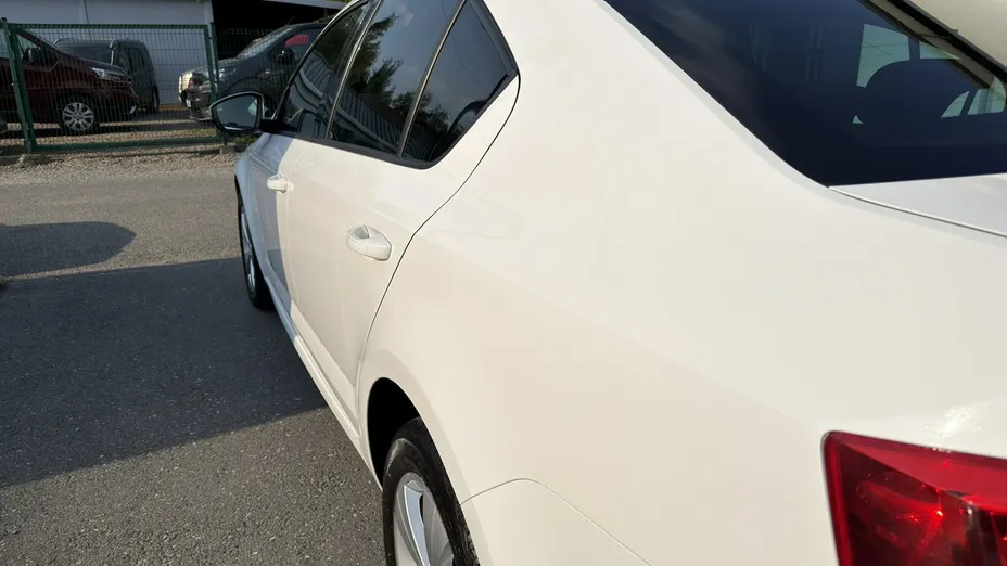 SKODA Octavia -
