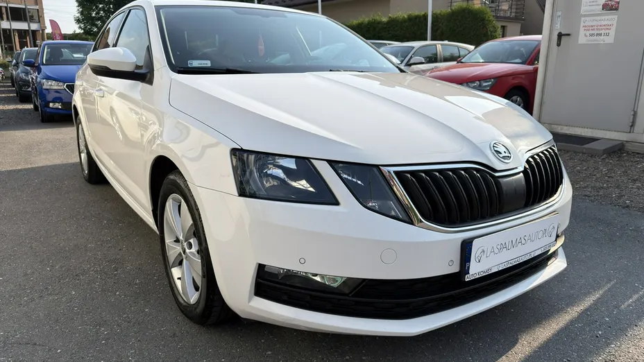 SKODA Octavia -