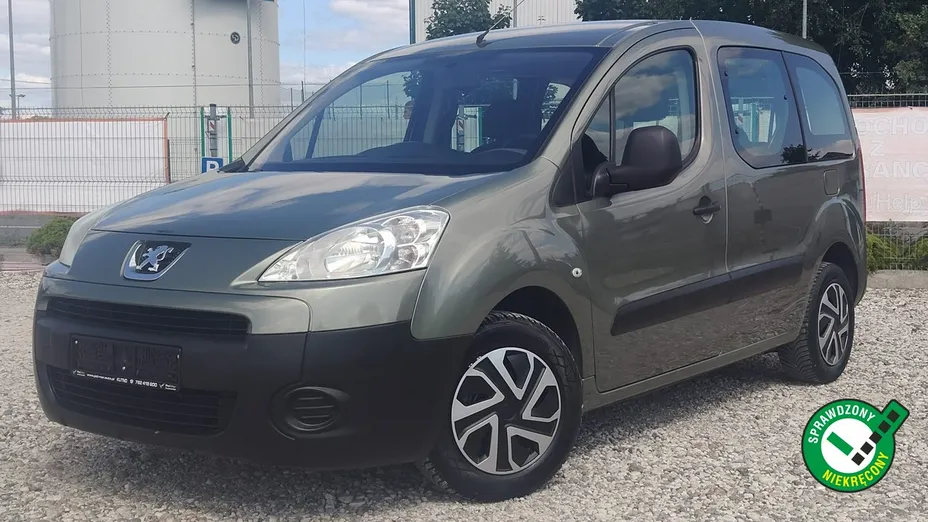 PEUGEOT Partner -