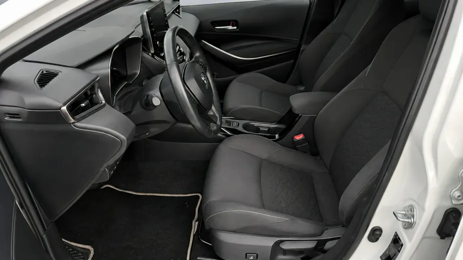 TOYOTA Corolla -