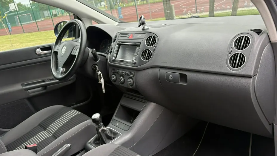 VOLKSWAGEN Golf Plus -