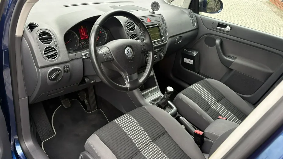 VOLKSWAGEN Golf Plus -