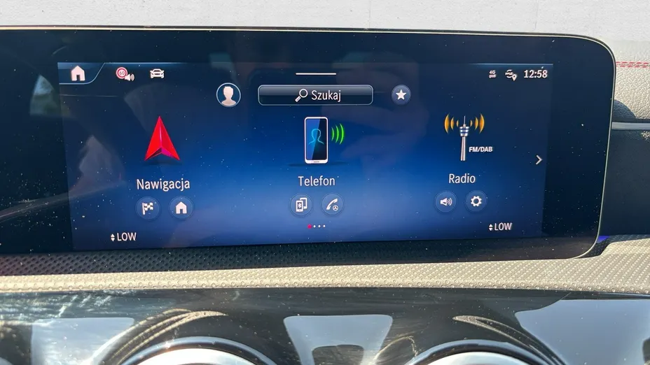 MERCEDES-BENZ CLA -