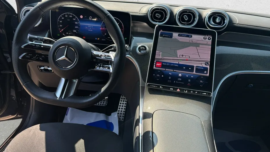 MERCEDES-BENZ GLC -