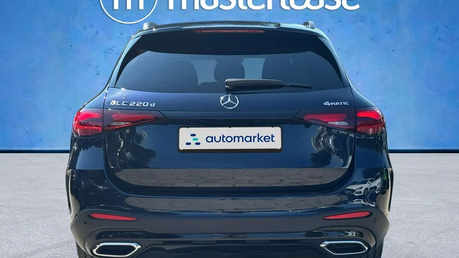 MERCEDES-BENZ GLC -