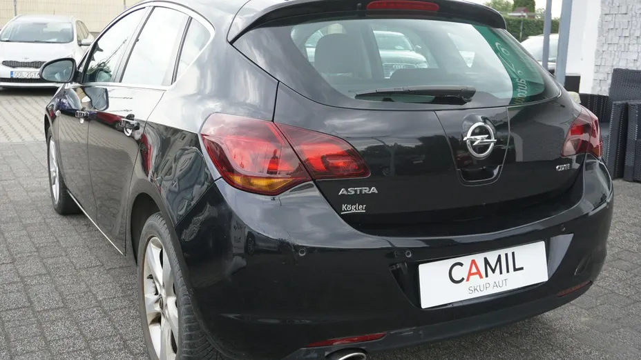 OPEL Astra -