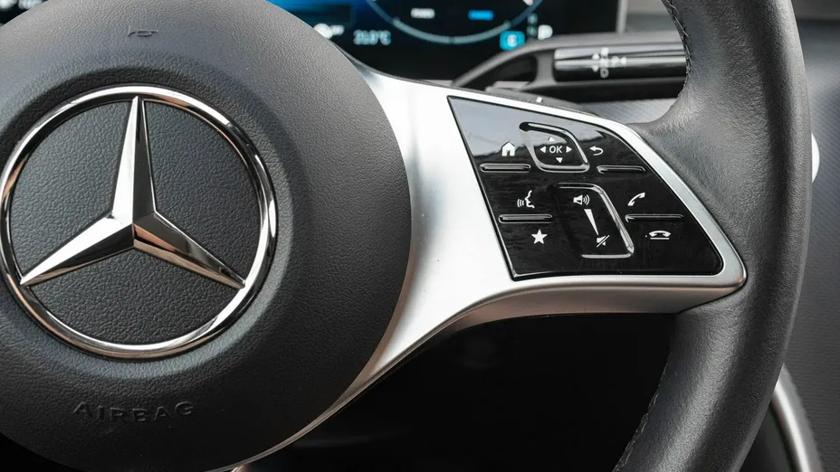 MERCEDES-BENZ C Klasa -