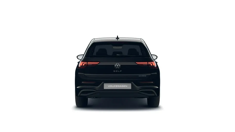 VOLKSWAGEN Golf -