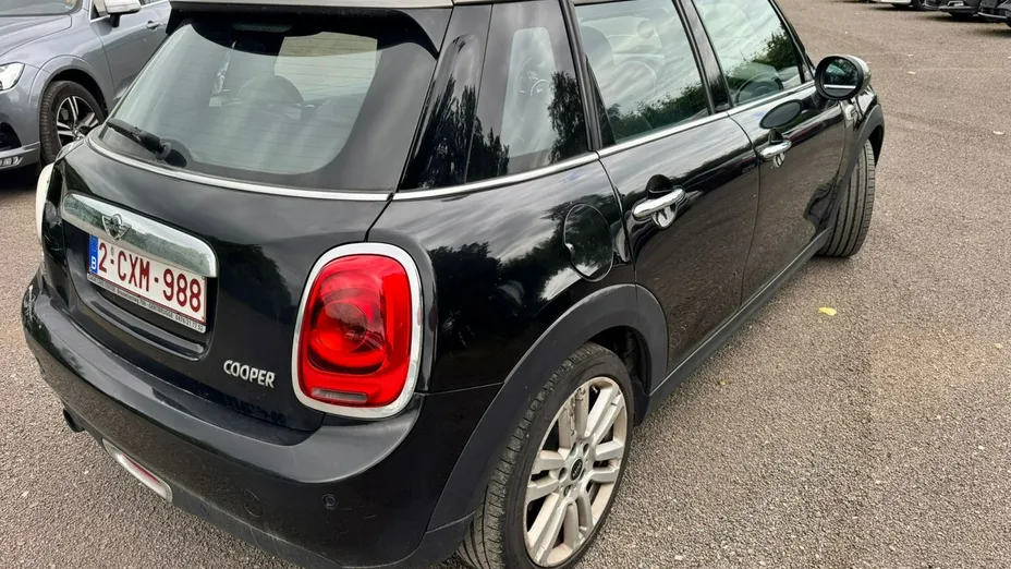 MINI Cooper -