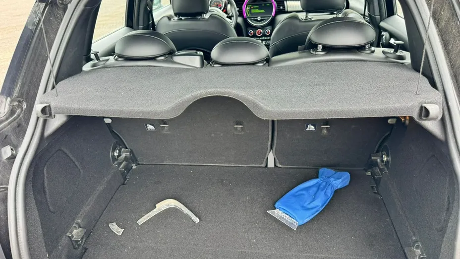 MINI Cooper -