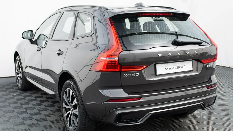 VOLVO XC60 -
