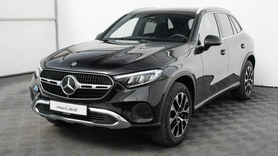 MERCEDES-BENZ GLC -
